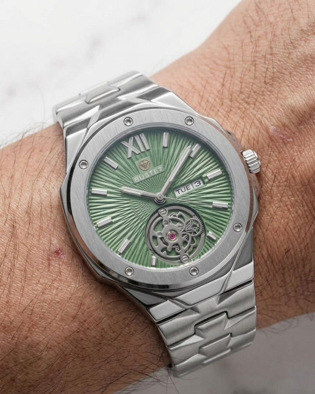 RUSTET-1053-GREEN WITH SILVER