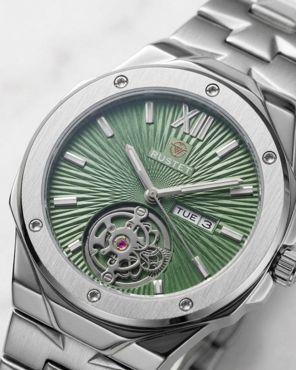 RUSTET-1053-GREEN WITH SILVER