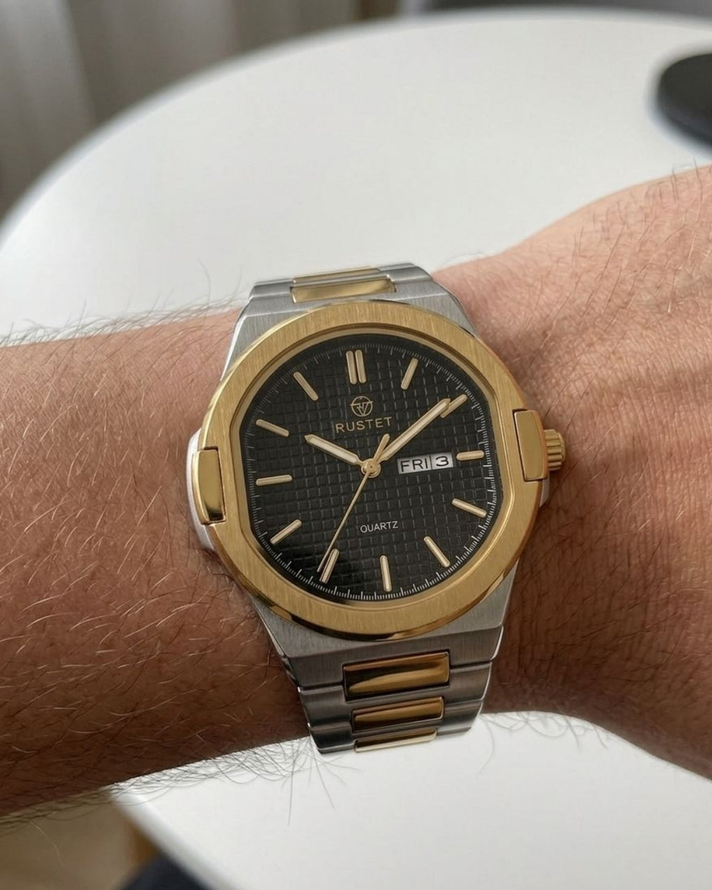 RUSTET-1045-BLACK WITH SILVER&GOLDEN