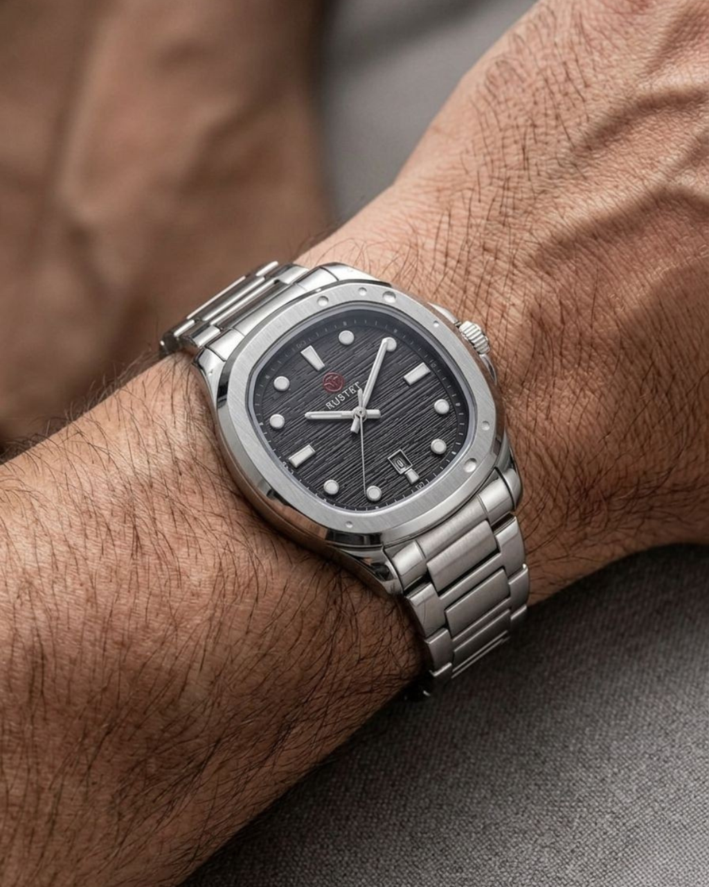 RUSTET-1058- BLACL WITH SILVER